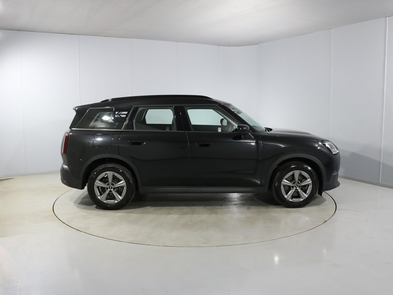 2025 (25) MINI COUNTRYMAN 1.5 C Classic 5dr Auto 5615497