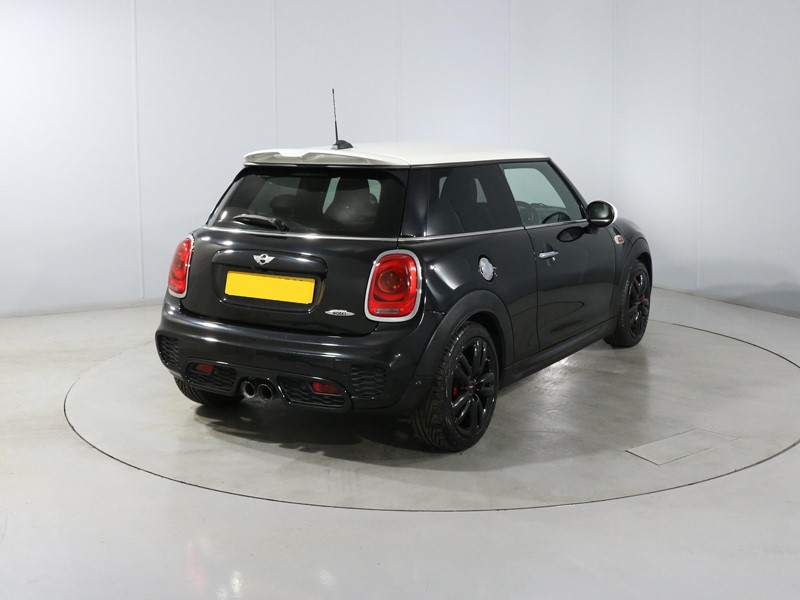 2018 (18) MINI HATCHBACK 2.0 John Cooper Works 3dr 5620027