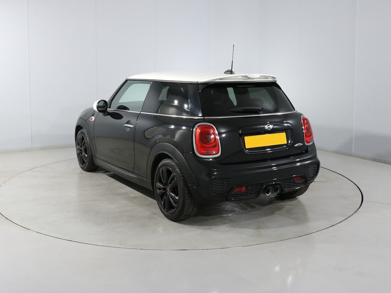 2018 (18) MINI HATCHBACK 2.0 John Cooper Works 3dr 5619984