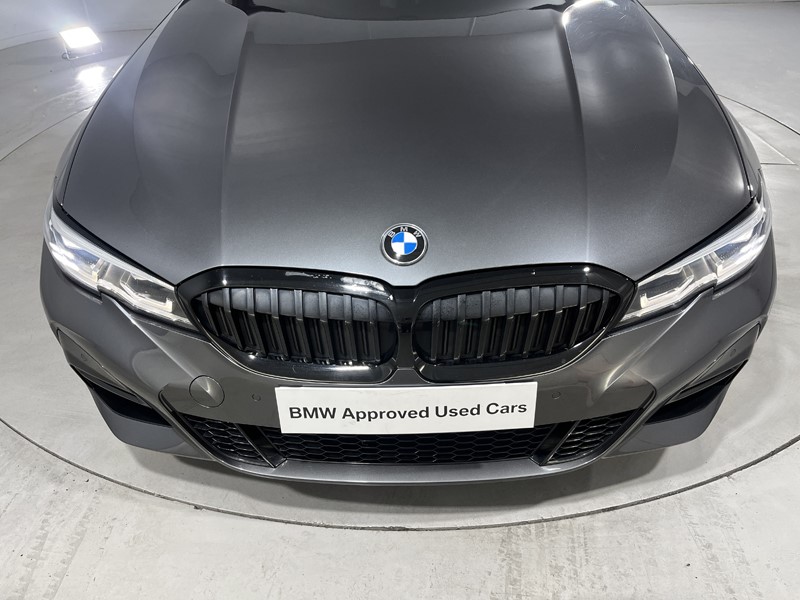 2020 (20) BMW 3 SERIES 330e M Sport 4dr Auto 5631250