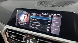2020 (20) BMW 3 SERIES 330e M Sport 4dr Auto 5631235
