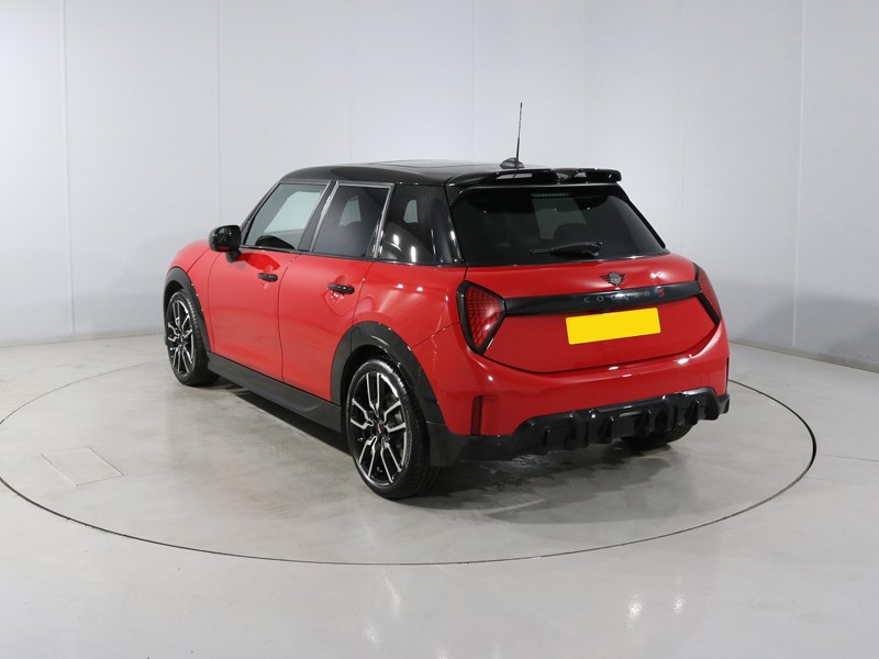 2024 (24) MINI COOPER 2.0 S Sport 5dr Auto 1
