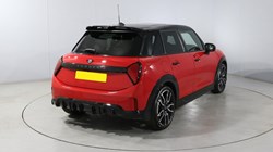 2024 (24) MINI COOPER 2.0 S Sport 5dr Auto 5631634