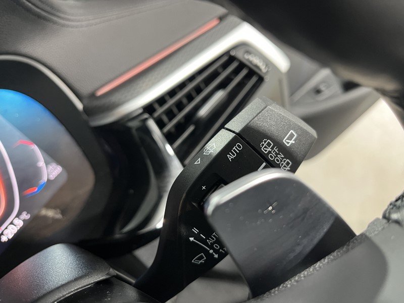 2022 (72) BMW 5 SERIES 520d MHT M Sport 5dr Step Auto 5658498