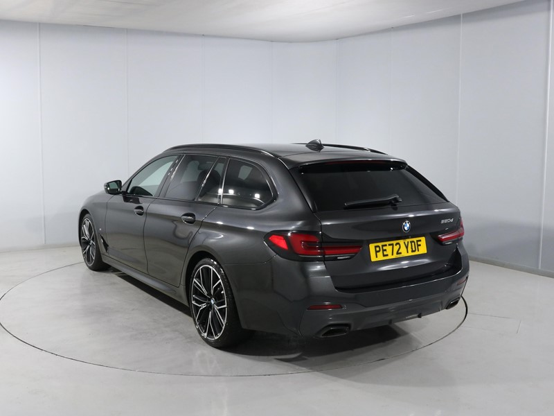 2022 (72) BMW 5 SERIES 520d MHT M Sport 5dr Step Auto 5658475
