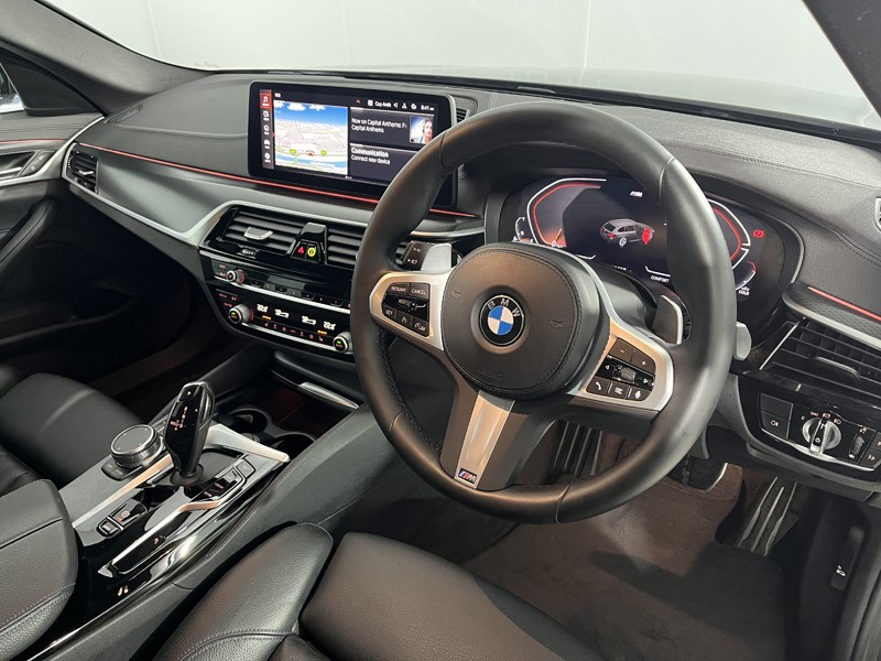 2022 (72) BMW 5 SERIES 520d MHT M Sport 5dr Step Auto 5658479