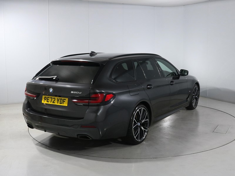 2022 (72) BMW 5 SERIES 520d MHT M Sport 5dr Step Auto 5658522