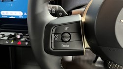2025 (75) MINI COOPER 1.5 C Classic 3dr Auto 5631509