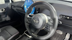 2025 (75) MINI COOPER 1.5 C Classic 3dr Auto 5631494