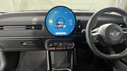 2025 (75) MINI COOPER 1.5 C Classic 3dr Auto 5631492