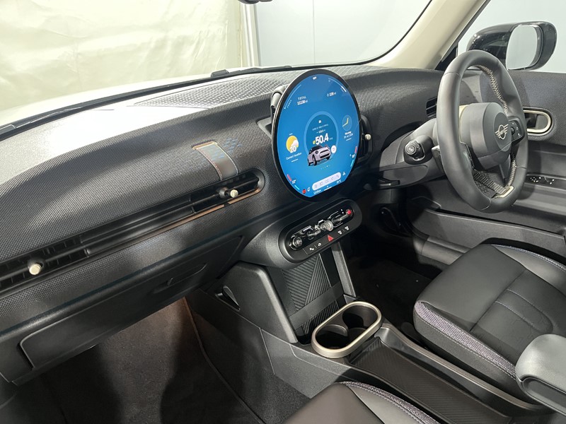 2025 (75) MINI COOPER 1.5 C Classic 3dr Auto 5631495