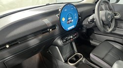 2025 (75) MINI COOPER 1.5 C Classic 3dr Auto 5631495