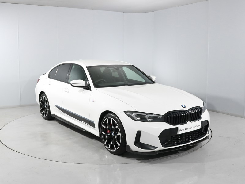 2025 (25) BMW 3 SERIES 320i M Sport 4dr Step Auto 5671224