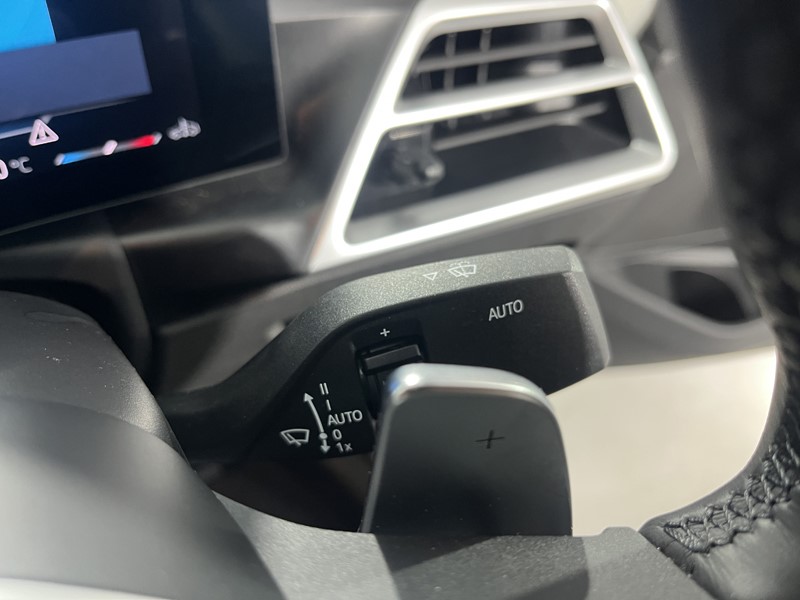 2025 (25) BMW 3 SERIES 320i M Sport 4dr Step Auto 5671200