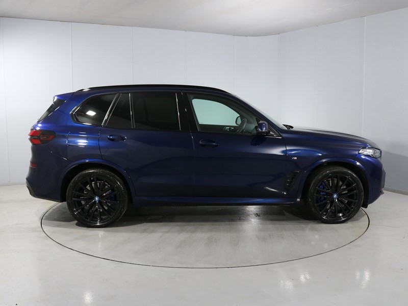 2025 (25) BMW X5 xDrive50e M Sport 5dr Auto 5690721