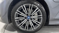 2022 (22) BMW 3 SERIES 330e M Sport 4dr Step Auto 5696191