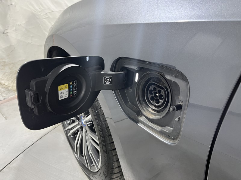 2022 (22) BMW 3 SERIES 330e M Sport 4dr Step Auto 5696216