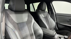 2024 (24) BMW 3 SERIES 320i M Sport 5dr Step Auto 5666520