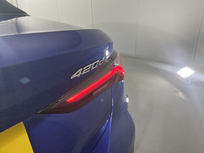 2021 (21) BMW 4 SERIES 420d MHT M Sport 2dr Step Auto 5701849