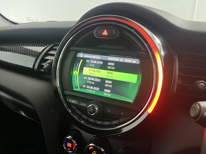 2019 (19) MINI HATCHBACK 2.0 Cooper S Sport II 5dr Auto 5696114
