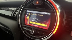 2019 (19) MINI HATCHBACK 2.0 Cooper S Sport II 5dr Auto 5696112