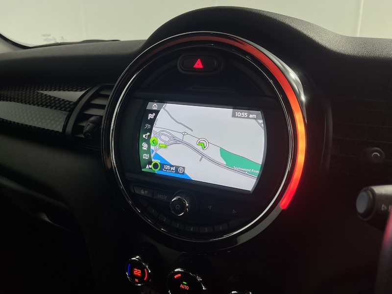 2019 (19) MINI HATCHBACK 2.0 Cooper S Sport II 5dr Auto 5696102