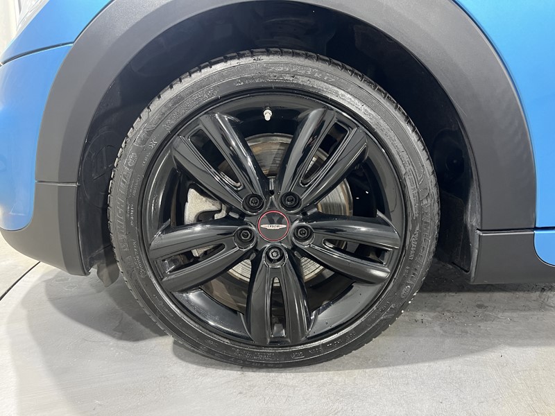 2019 (19) MINI HATCHBACK 2.0 Cooper S Sport II 5dr Auto 5696099