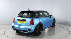 2019 (19) MINI HATCHBACK 2.0 Cooper S Sport II 5dr Auto 5696128