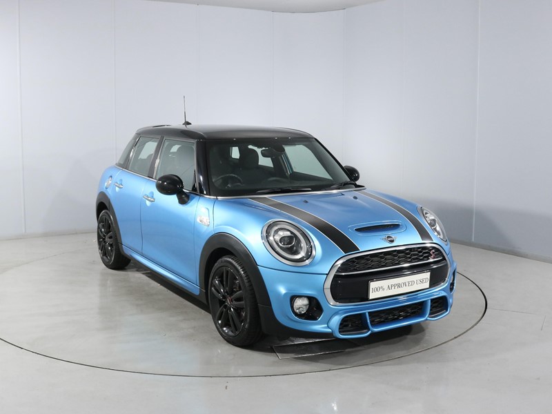 2019 (19) MINI HATCHBACK 2.0 Cooper S Sport II 5dr Auto