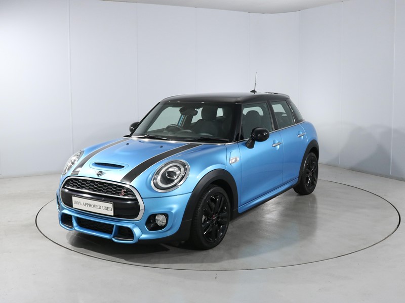 2019 (19) MINI HATCHBACK 2.0 Cooper S Sport II 5dr Auto 5696127