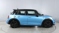 2019 (19) MINI HATCHBACK 2.0 Cooper S Sport II 5dr Auto 5696088
