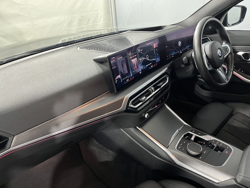 2022 (72) BMW 3 SERIES 320d MHT M Sport 5dr Step Auto 5710166