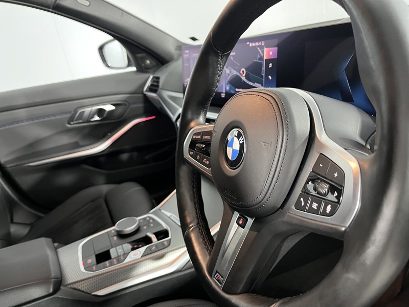 2022 (72) BMW 3 SERIES 320d MHT M Sport 5dr Step Auto 5710182
