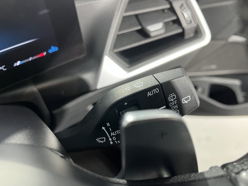 2022 (72) BMW 3 SERIES 320d MHT M Sport 5dr Step Auto 5710186