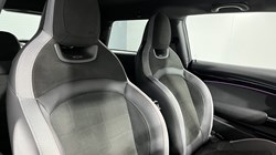 2023 (72) MINI HATCHBACK 1.5 Cooper Sport 3dr Auto 5675835