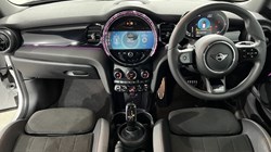 2023 (72) MINI HATCHBACK 1.5 Cooper Sport 3dr Auto 5675828