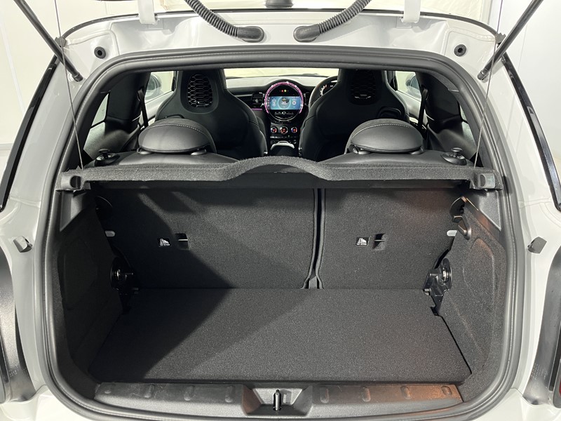 2023 (72) MINI HATCHBACK 1.5 Cooper Sport 3dr Auto 5675837