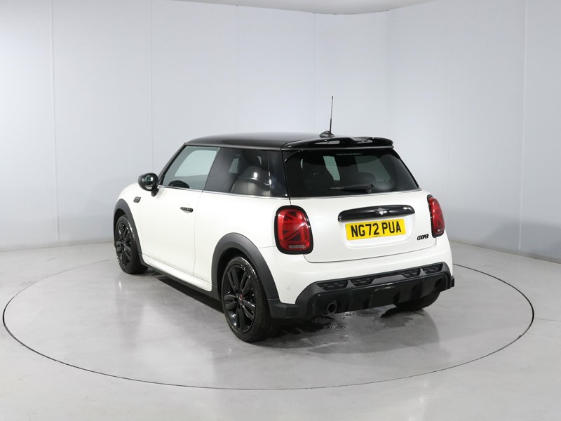2023 (72) MINI HATCHBACK 1.5 Cooper Sport 3dr Auto 1