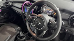 2019 (69) MINI HATCHBACK 1.5 Cooper Classic II 5dr 5666621