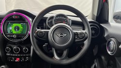 2019 (69) MINI HATCHBACK 1.5 Cooper Classic II 5dr 5666620