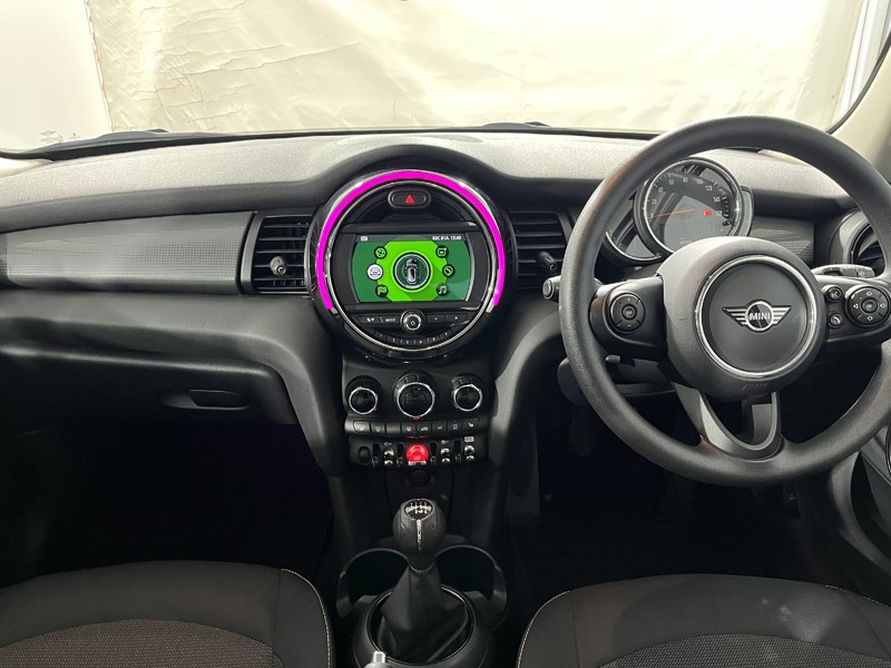 2019 (69) MINI HATCHBACK 1.5 Cooper Classic II 5dr 5666619