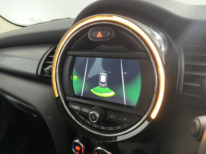 2019 (69) MINI HATCHBACK 1.5 Cooper Classic II 5dr 5666633