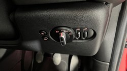 2019 (69) MINI HATCHBACK 1.5 Cooper Classic II 5dr 5666636