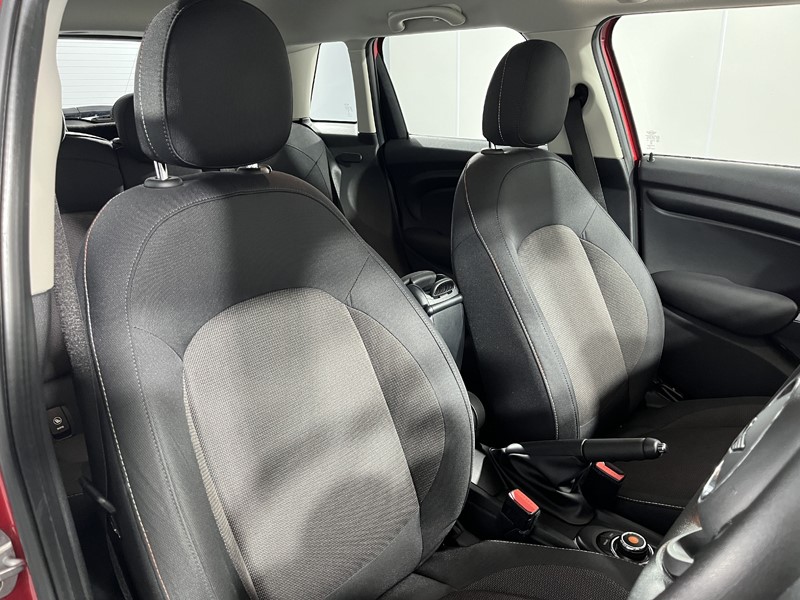2019 (69) MINI HATCHBACK 1.5 Cooper Classic II 5dr 5666626