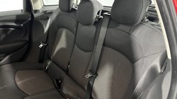 2019 (69) MINI HATCHBACK 1.5 Cooper Classic II 5dr 5666627