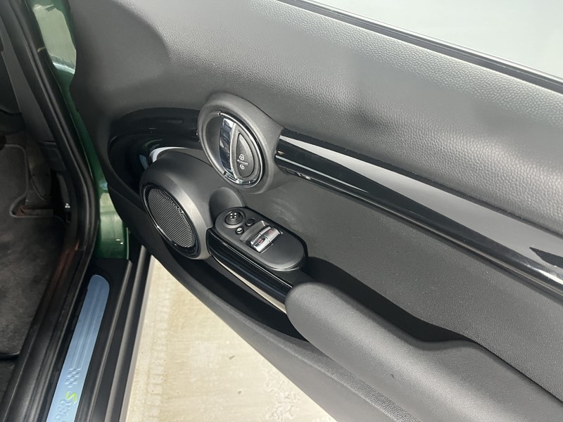 2023 (23) MINI HATCHBACK 135kW Cooper S Level 2 33kWh 3dr Auto 5663468