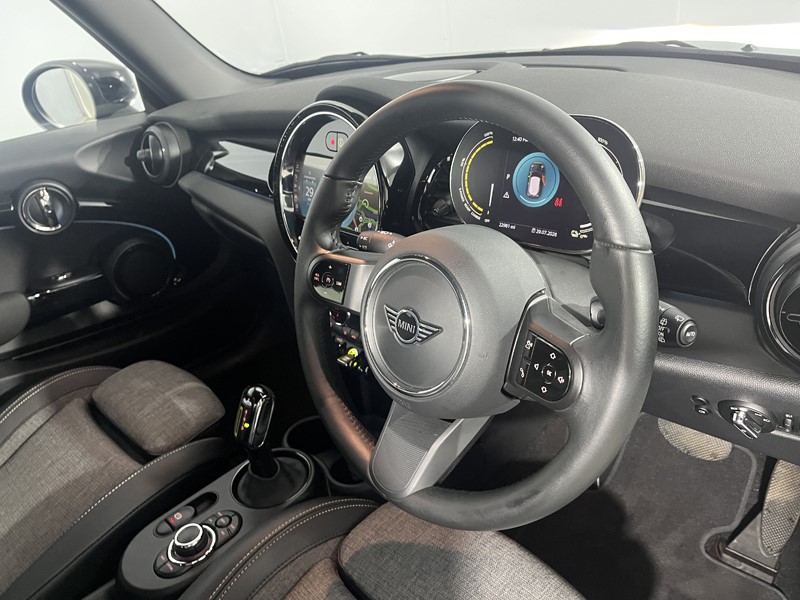 2023 (23) MINI HATCHBACK 135kW Cooper S Level 2 33kWh 3dr Auto 5663454