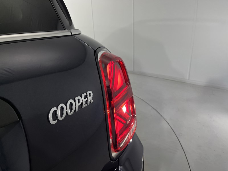 2022 (72) MINI COUNTRYMAN 1.5 Cooper Exclusive 5dr Auto 5675602