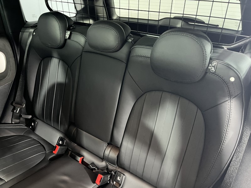 2022 (72) MINI COUNTRYMAN 1.5 Cooper Exclusive 5dr Auto 5675569