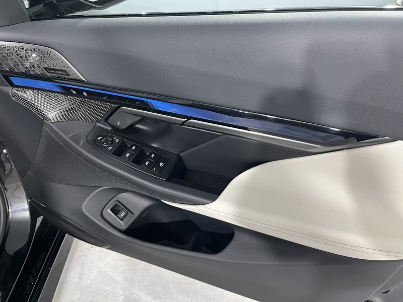 2024 (74) BMW I5 442kW M60 xDrive 84kWh 4dr Auto 5675430